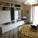 House Olivedo Apartman Varenna