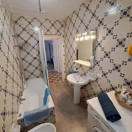 House Olivedo Varenna