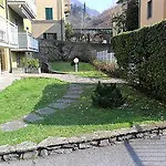 House Olivedo Apartamento Varenna